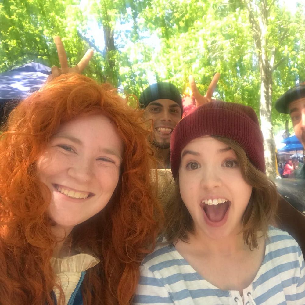 Meet your Posher, Danielle